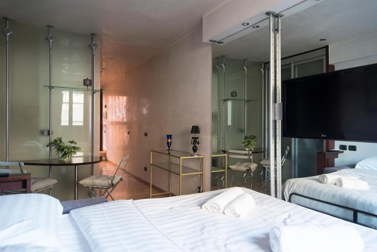 Youhosty - Duomo Studio Apartment Milano Exteriör bild